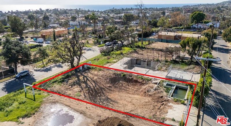 14607 Bestor Blvd, Pacific Palisades, CA 90272